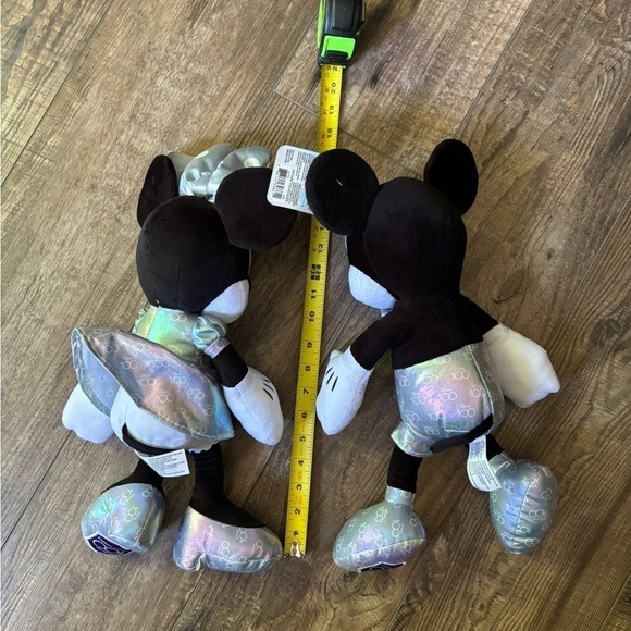 Disney 100 Years of Wonder Plush 17" Mickey & Minnie Mouse Dolls Metallic Silver - Picture 8 of 12